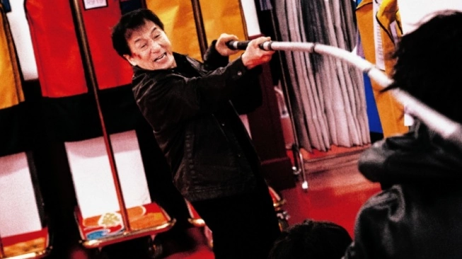 Sinopsis Film The Shadow’s Edge, Aksi Menegangkan Jun SEVENTEEN dan Jackie Chan